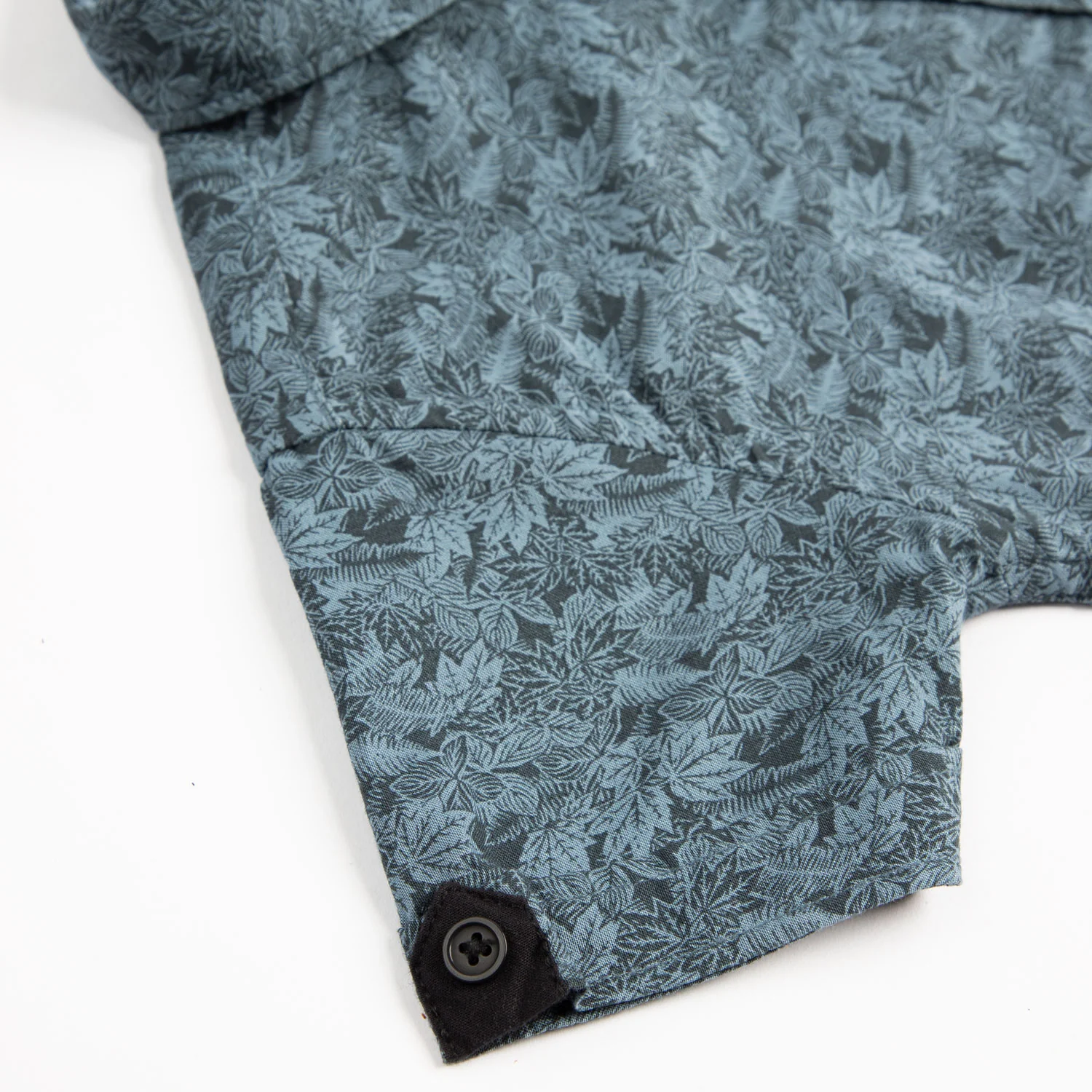 Leaves Printed Shirt - Image 3