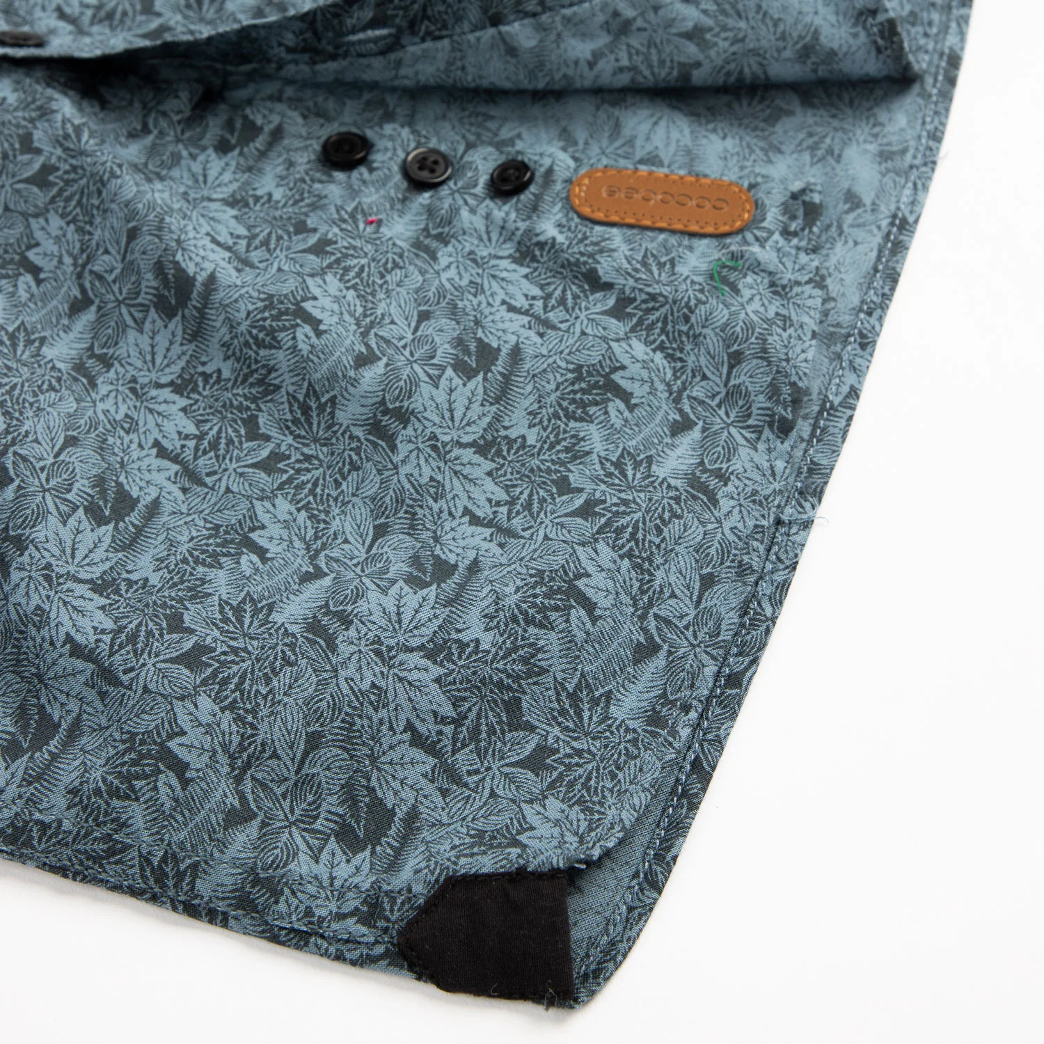 Leaves Printed Shirt - Image 4