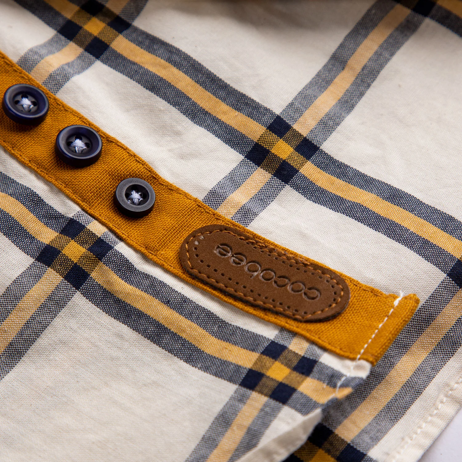 Chanterelle Beige Shirt - Image 3