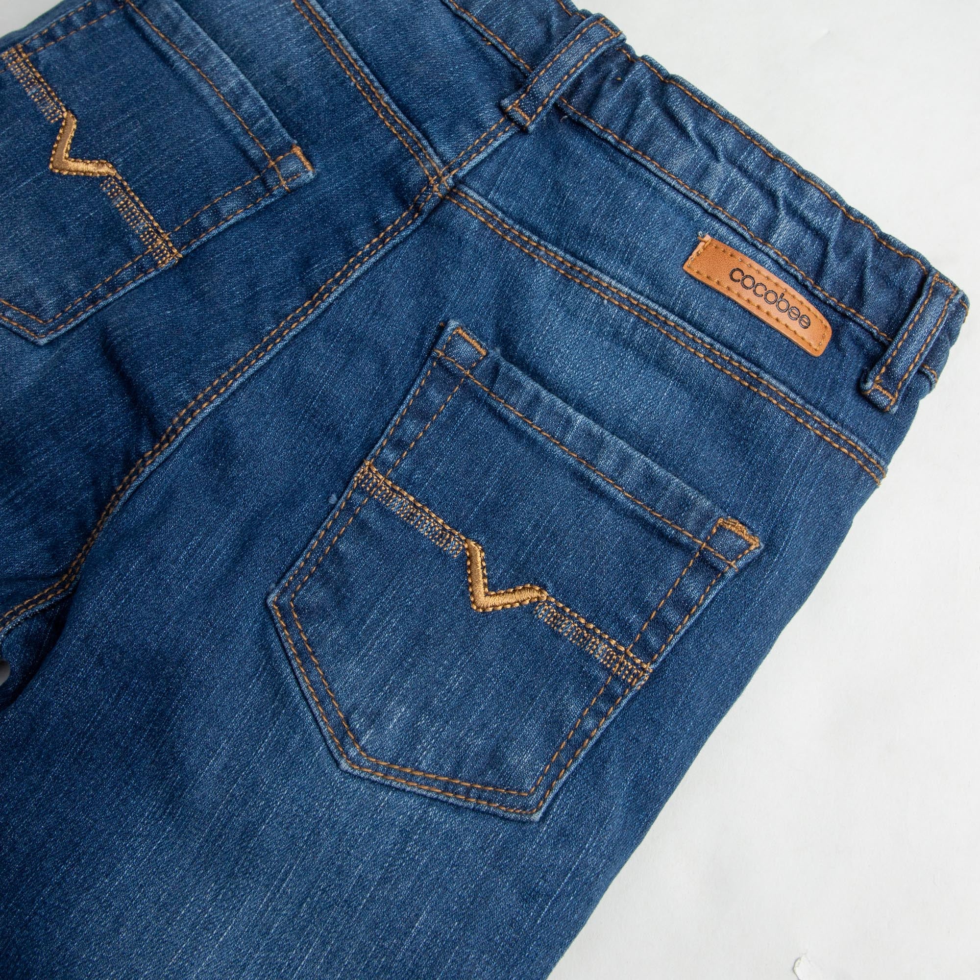 Relax-Fit Tapered Jeans - Image 3