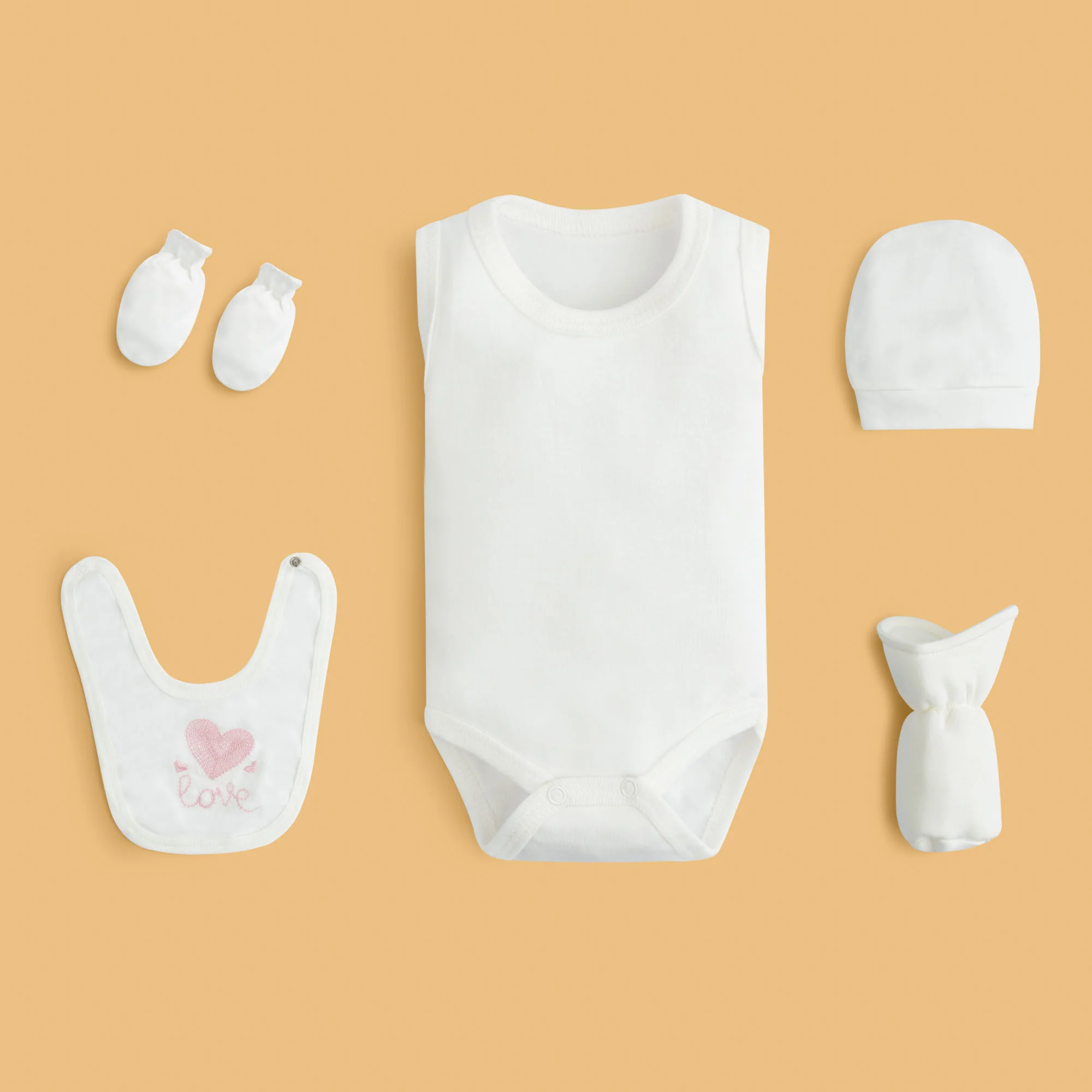 Newborn Baby Essentials Baby Set - Image 2