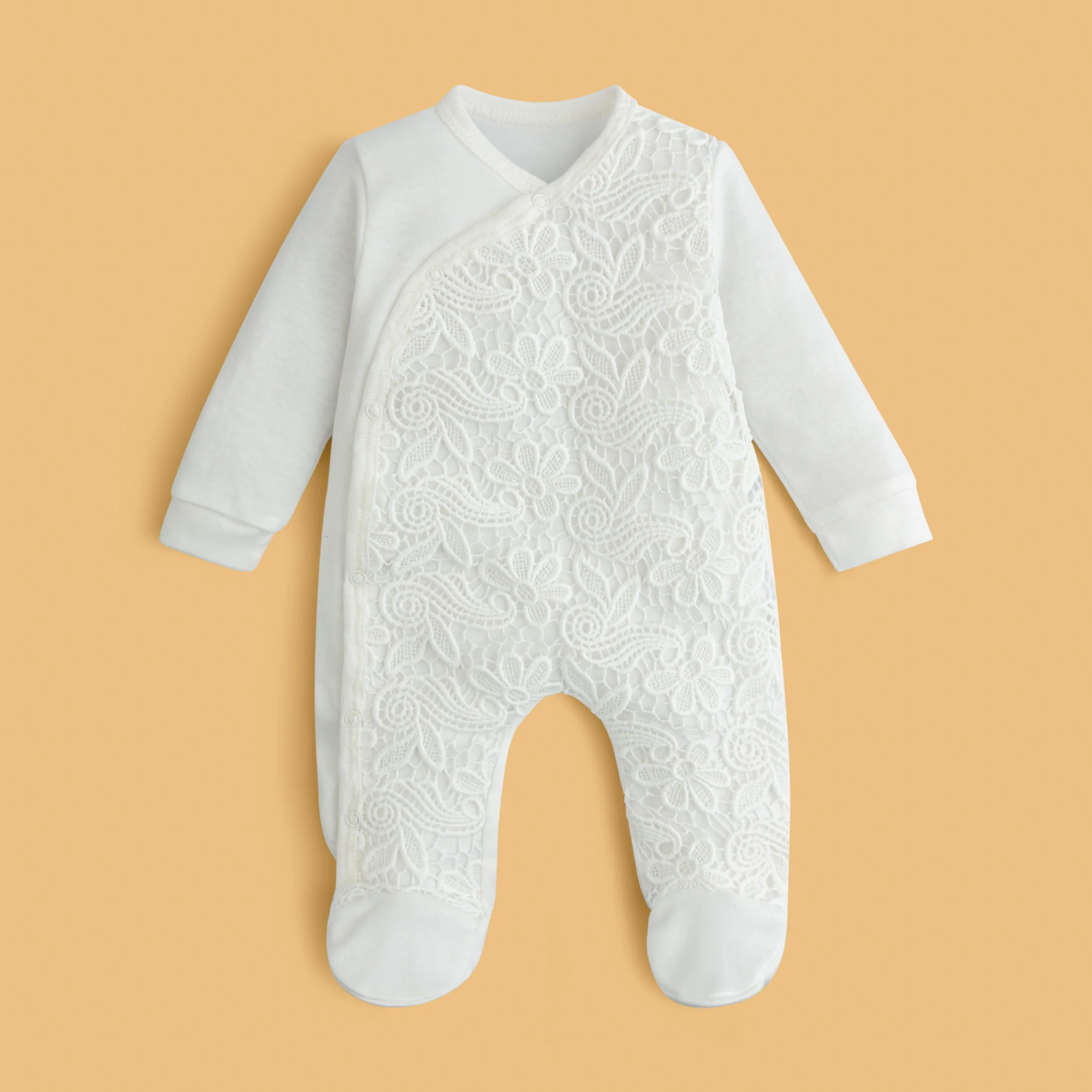 Newborn Baby Clothing Set - Image 3