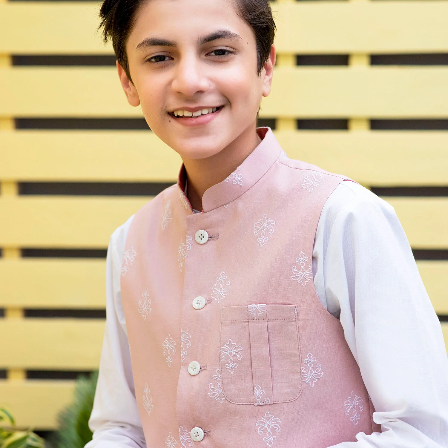 Luring Pink Embroidered Waistcoat - Image 2