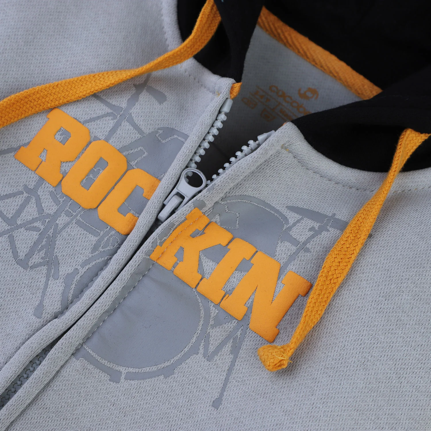 Rocking Winter Hoodie - Image 2