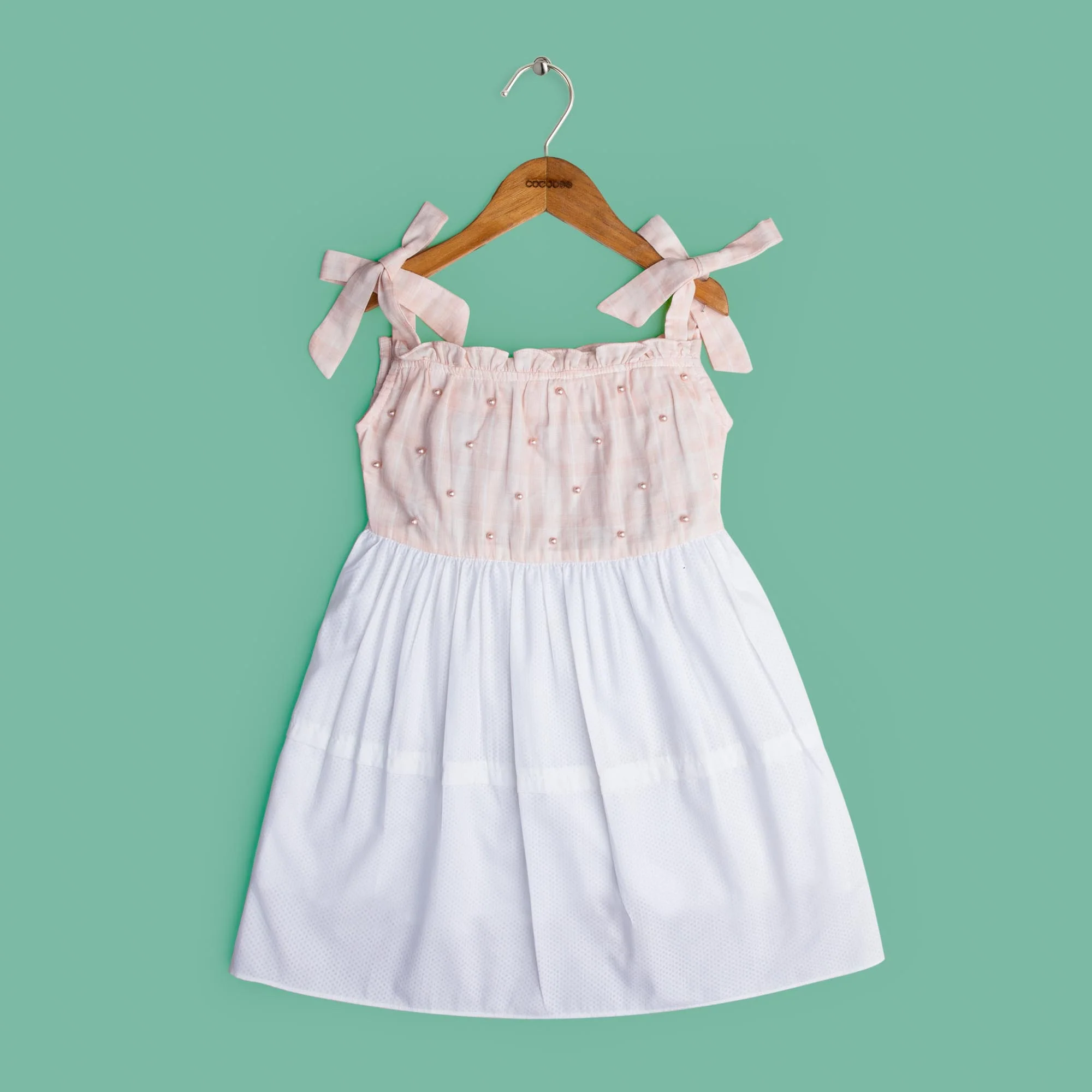 Strap Shoulder Pearly Top