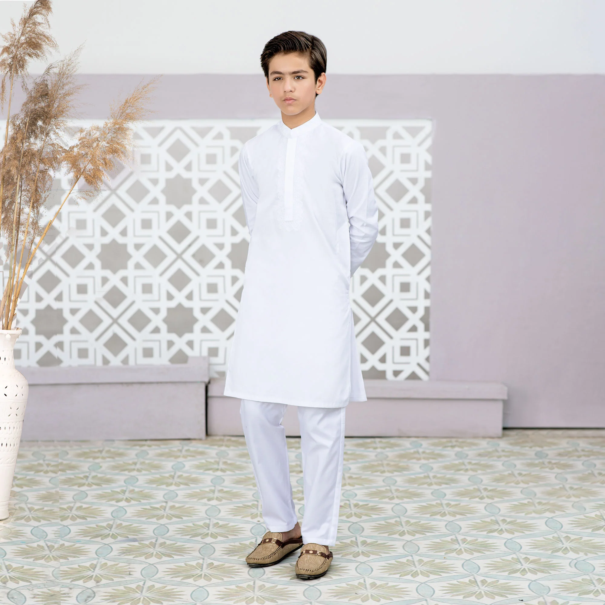White Embroidered Kurta set