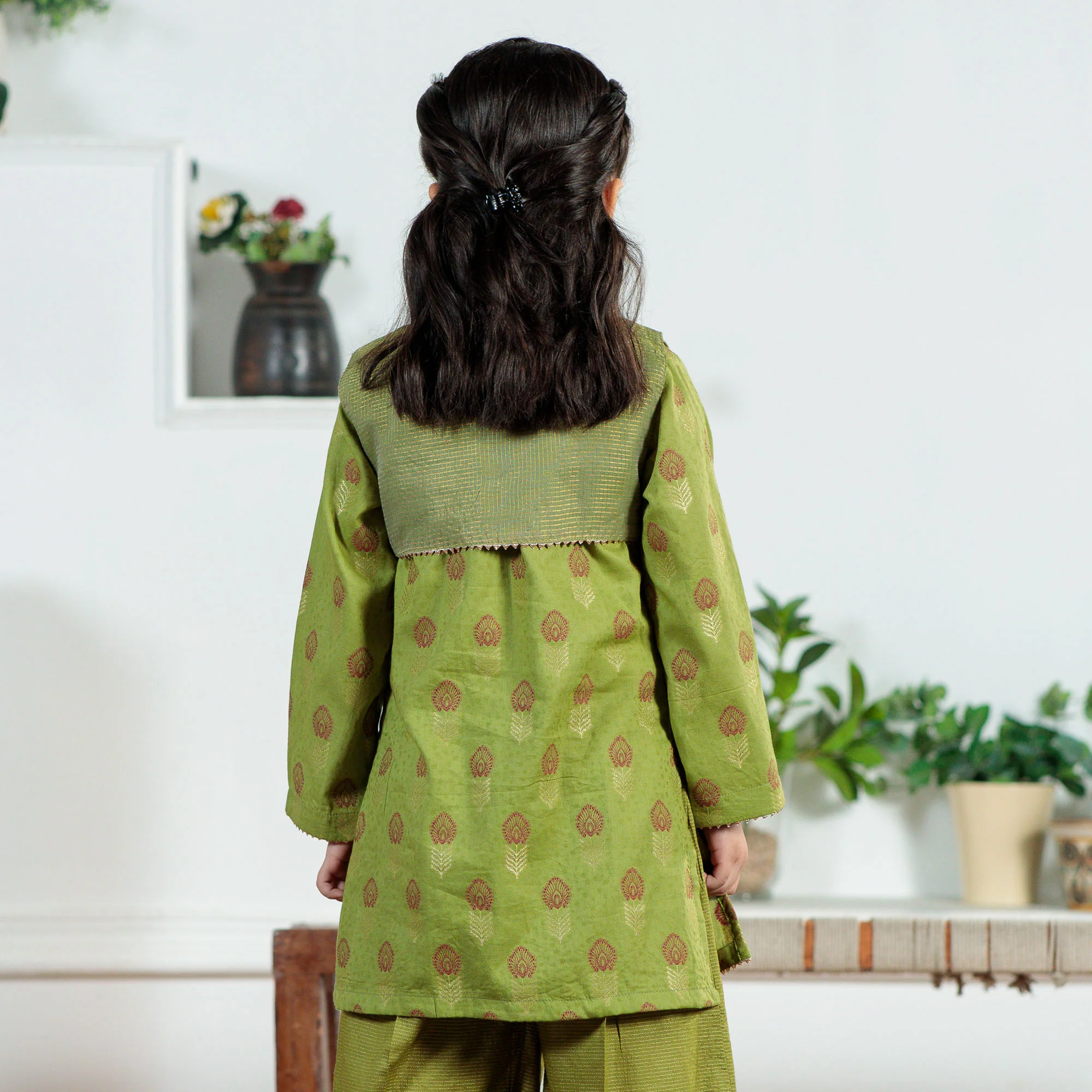 Olive Aura Ethnic Suit - Image 2