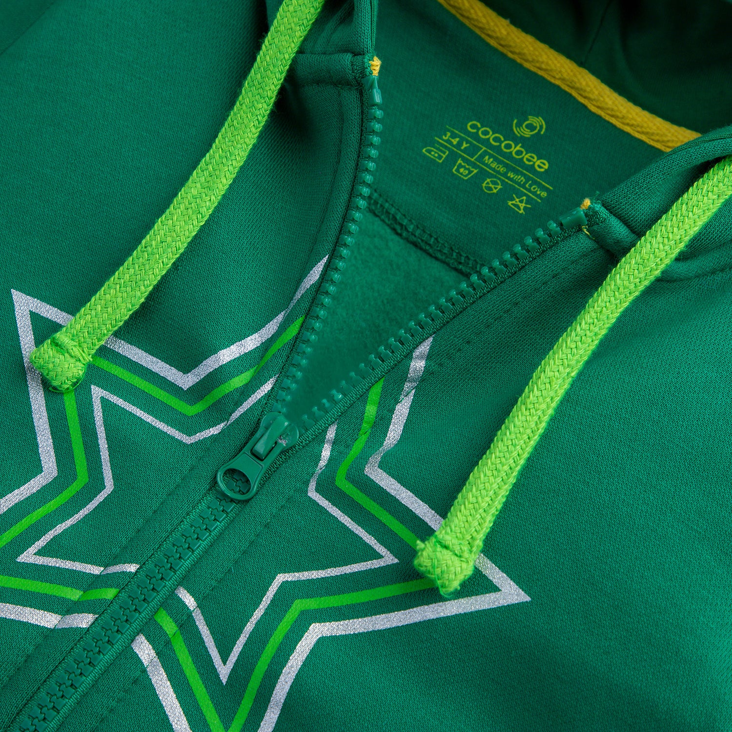 Green Star Printed Hoodie - Image 2