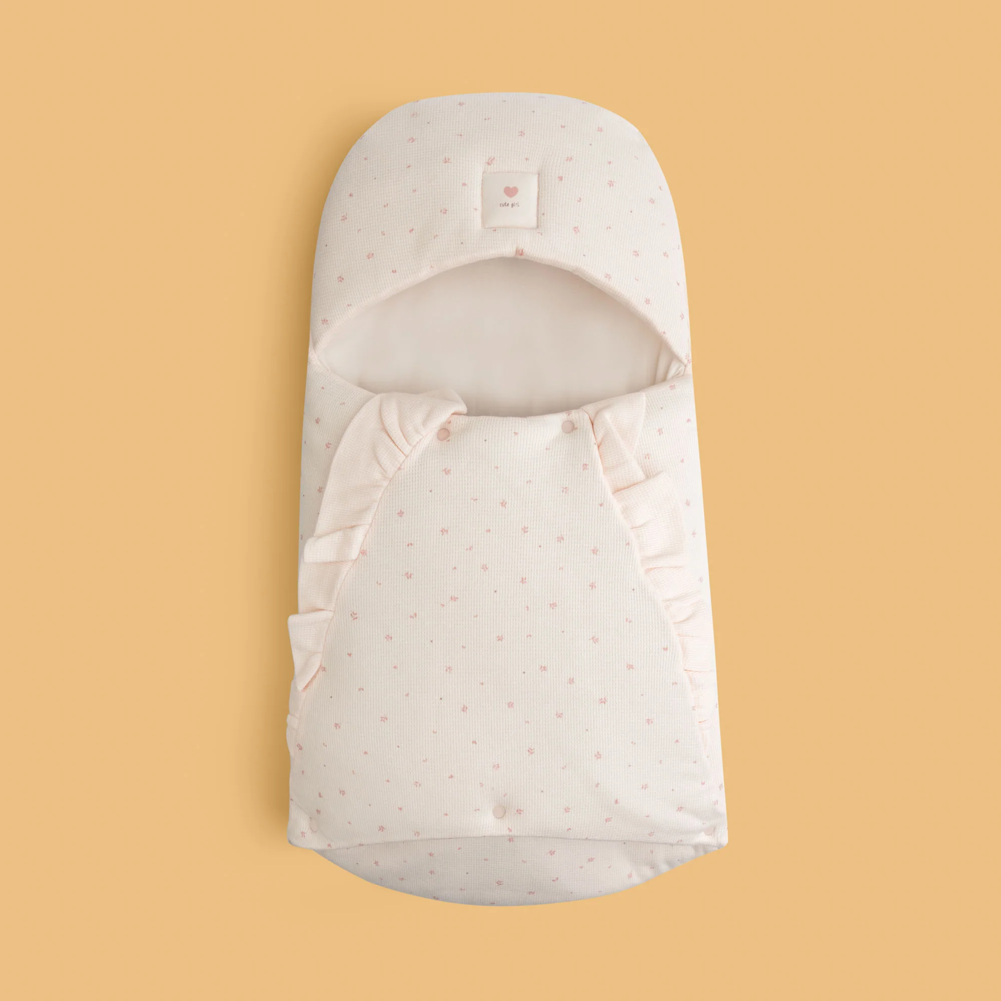 Dainty Ruffle Baby Sleeping Nest